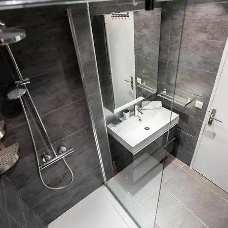 Comfort 6 People By Connexion * Cannes